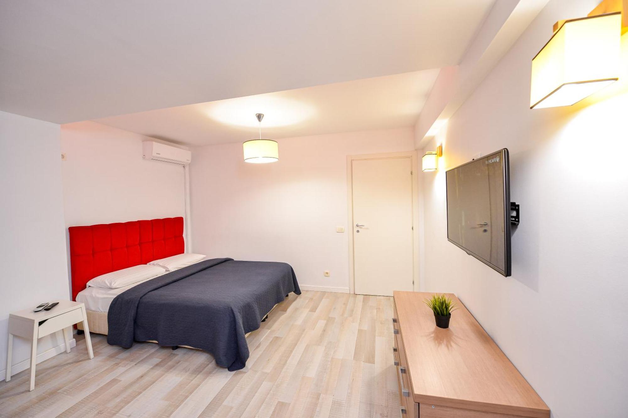 Pierre Cardin Deluxe Apartment With Terrace By Magniflex Bucarest Extérieur photo