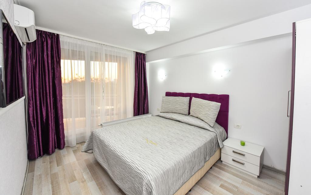 Pierre Cardin Deluxe Apartment With Terrace By Magniflex Bucarest Extérieur photo